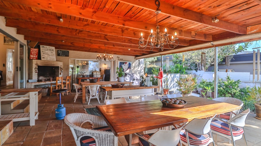 4 Bedroom Property for Sale in Groenvlei Western Cape